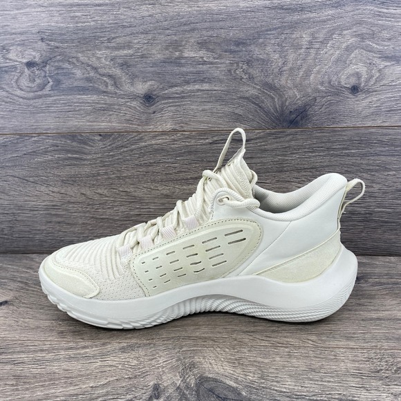 Under Armour Flow Basketball Shoes Women's Size 9.5 Cream White Sneakers 3028342 - Picture 3 of 10